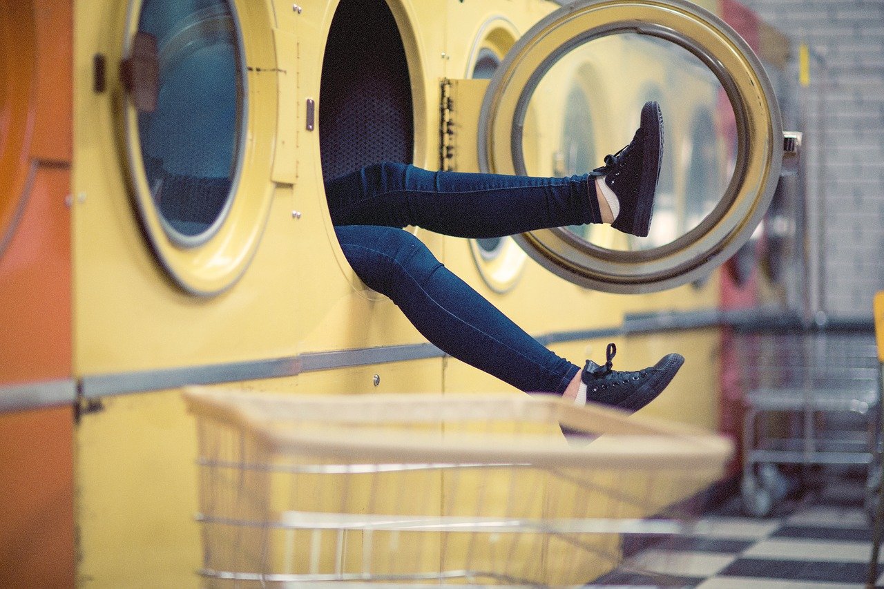 Как выбрать стиральную машину? Виды и преимущества «маленьких помощниц»