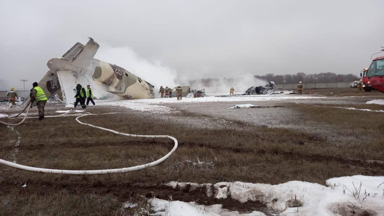 Крушение военного самолета произошло в аэропорту Алматы